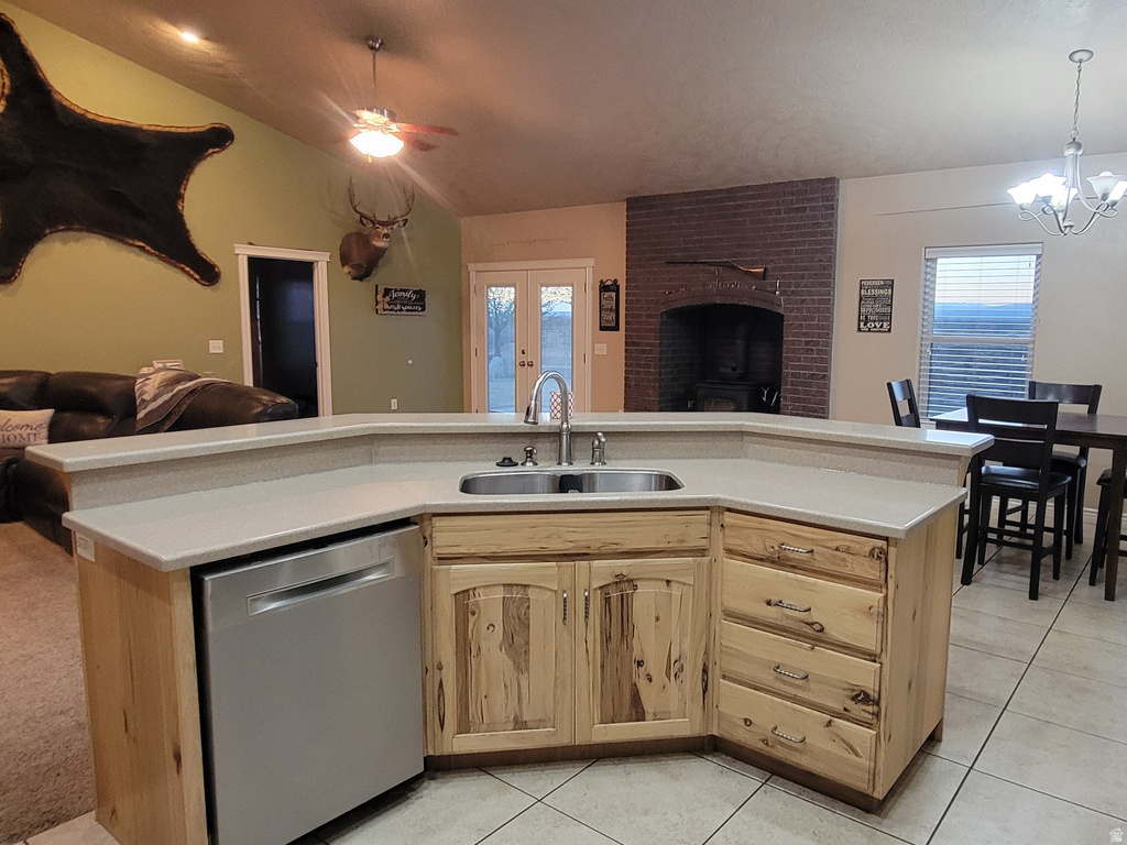9755 E 4000 N Lapoint, UT 84039