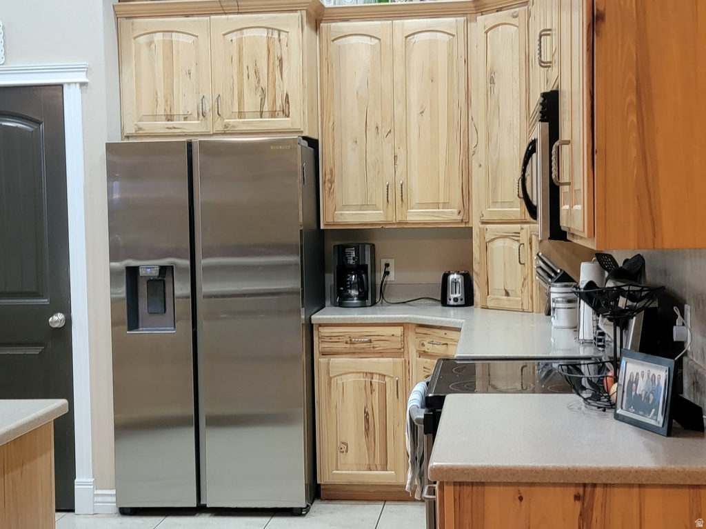 9755 E 4000 N Lapoint, UT 84039