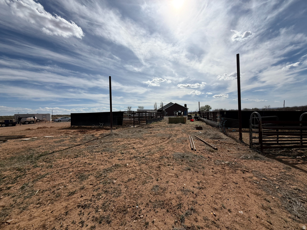 9755 E 4000 N Lapoint, UT 84039