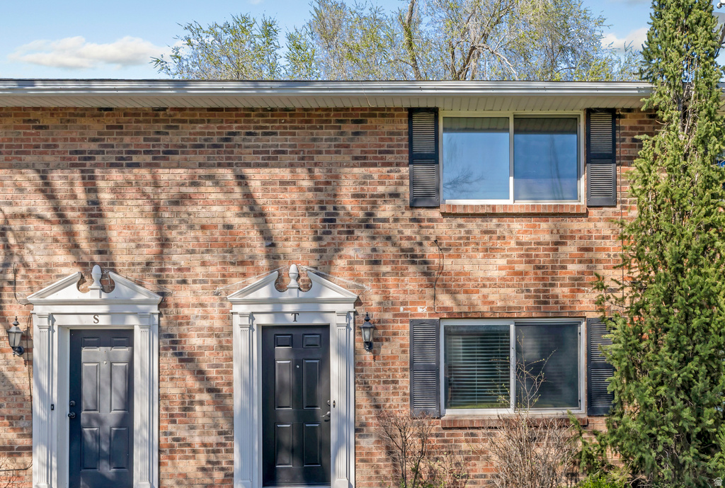 1198 W 4400 S #T Riverdale, UT 84405