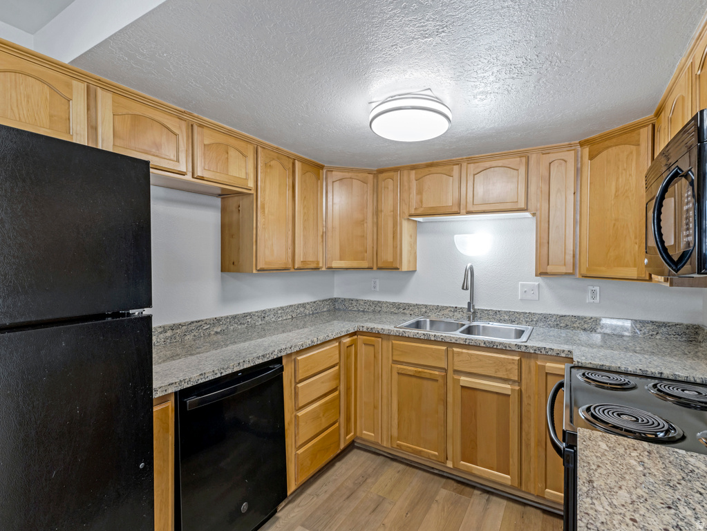 1198 W 4400 S #T Riverdale, UT 84405
