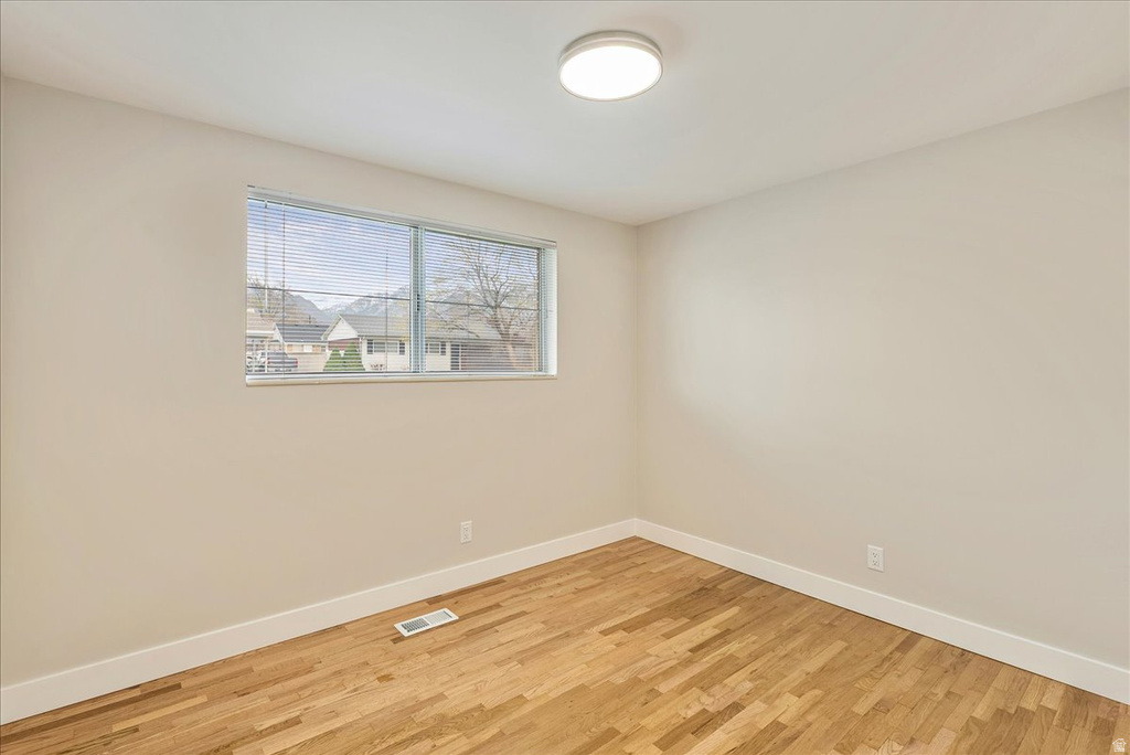 8248 S ROMAINE DR Sandy, UT 84070