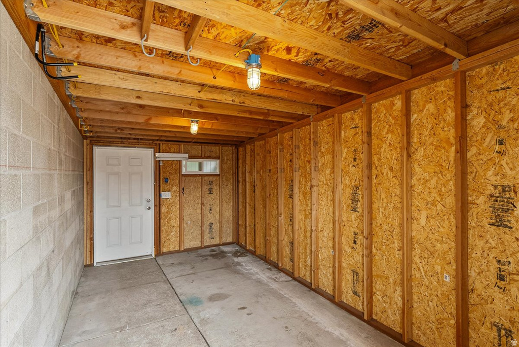 8248 S ROMAINE DR Sandy, UT 84070