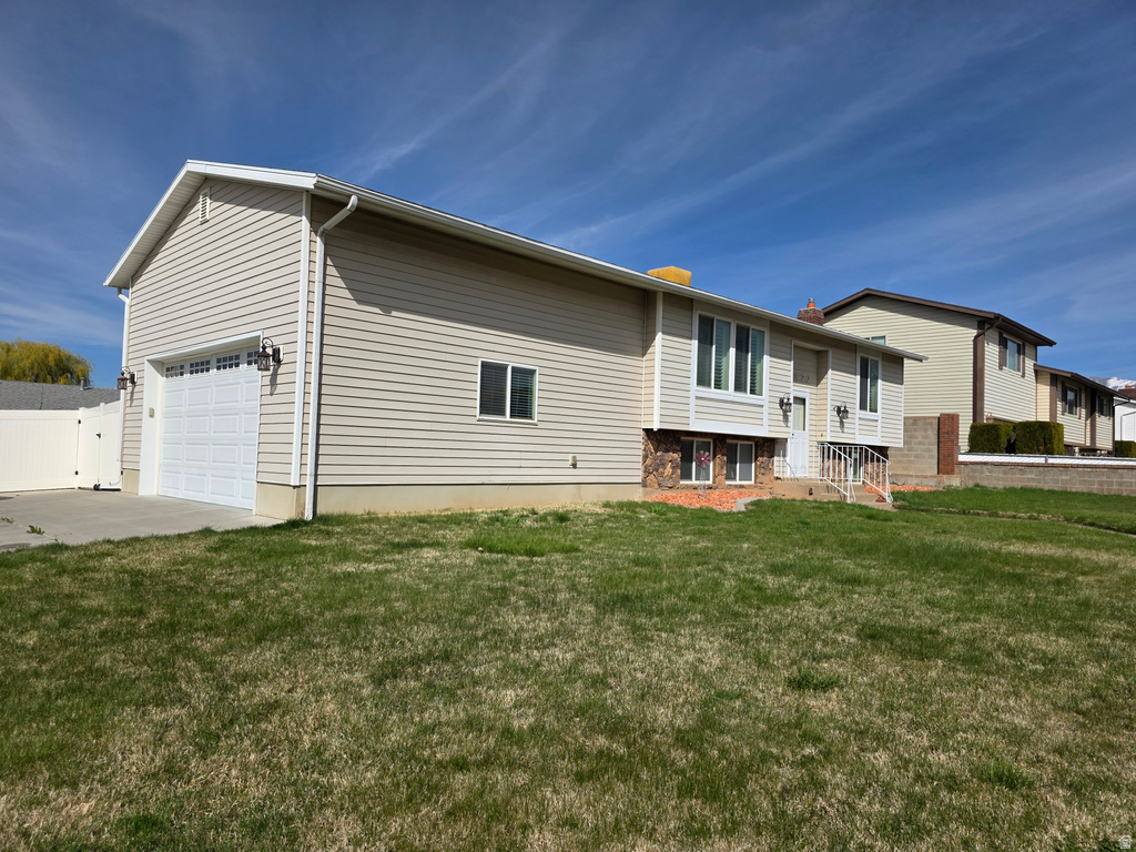 2872 W 5000 S Roy, UT 84067