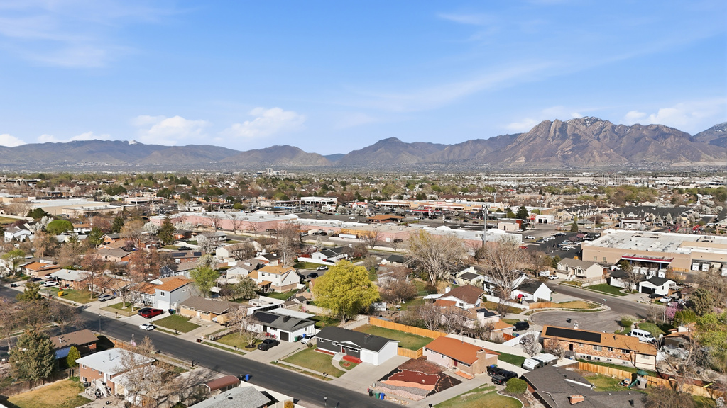 7161 S CAMELOT WAY West Jordan, UT 84084