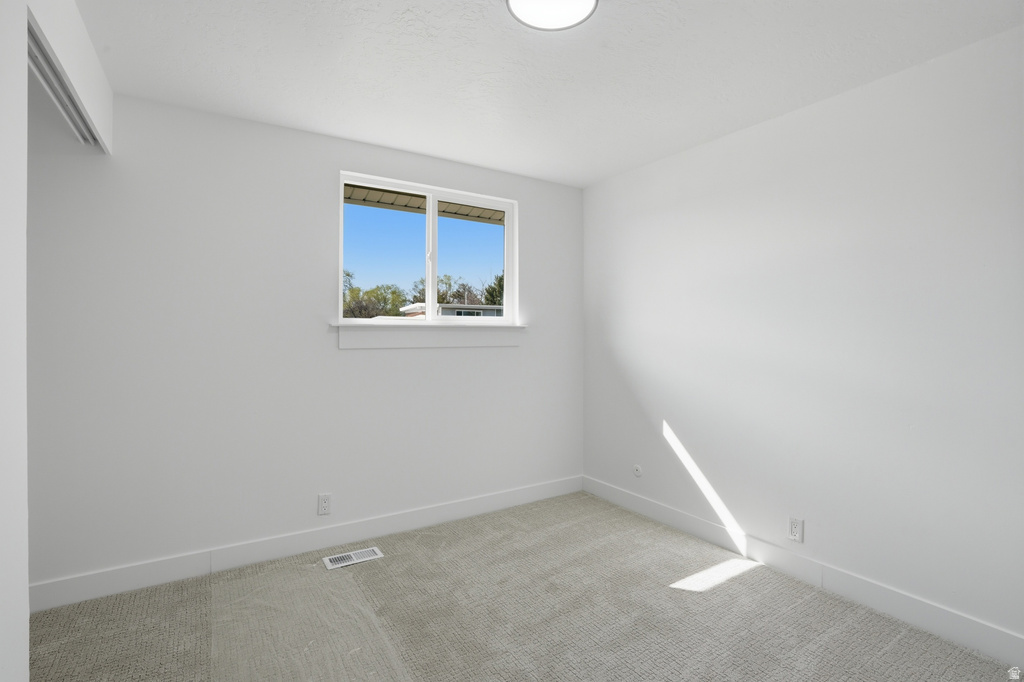 7161 S CAMELOT WAY West Jordan, UT 84084