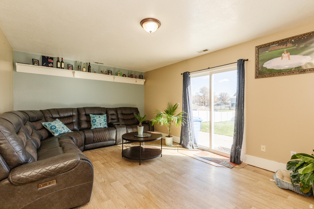 328 E 200 S Hyrum, UT 84319
