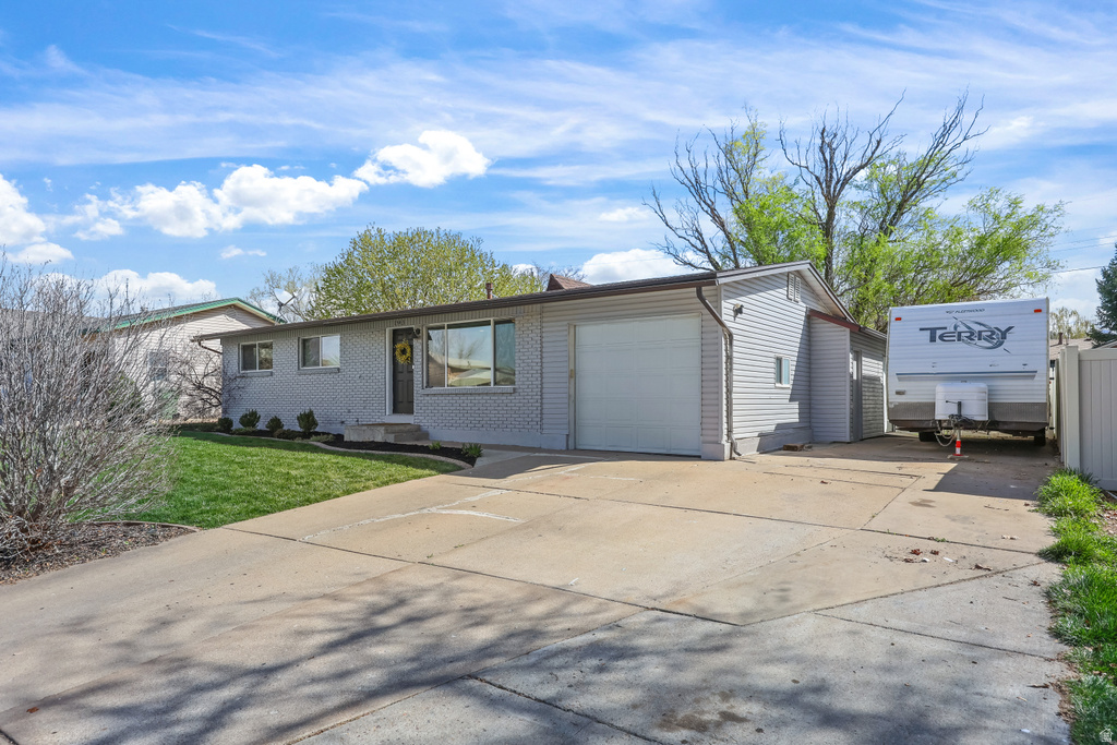 1543 S MARILYN DR Syracuse, UT 84075