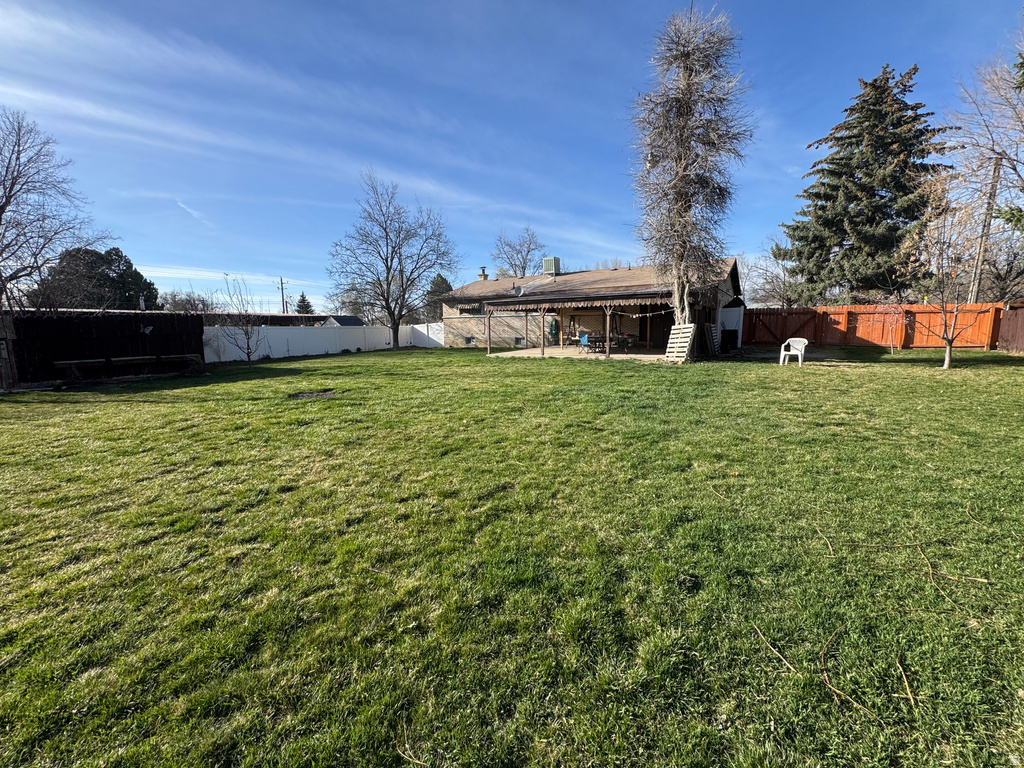 176 W CENTER ST Smithfield, UT 84335