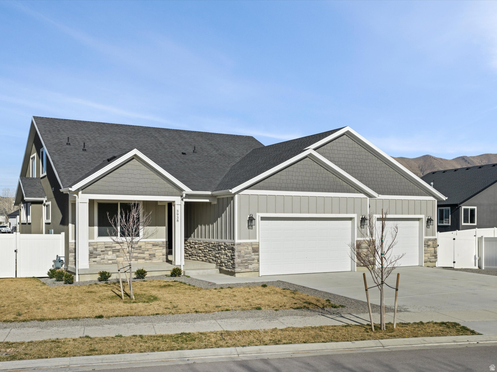 3938 N WOOD RD Eagle Mountain, UT 84005