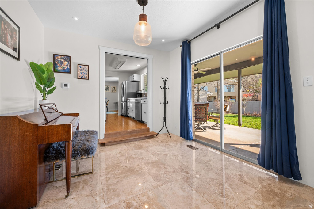 1593 E SECLUDED CIR Ogden, UT 84403