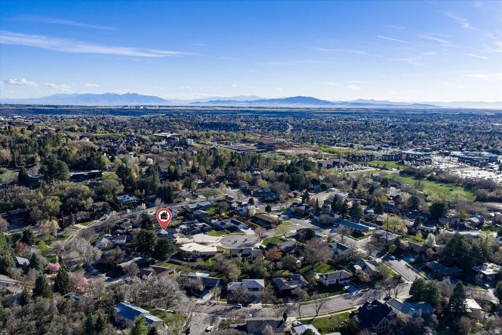 1593 E SECLUDED CIR Ogden, UT 84403