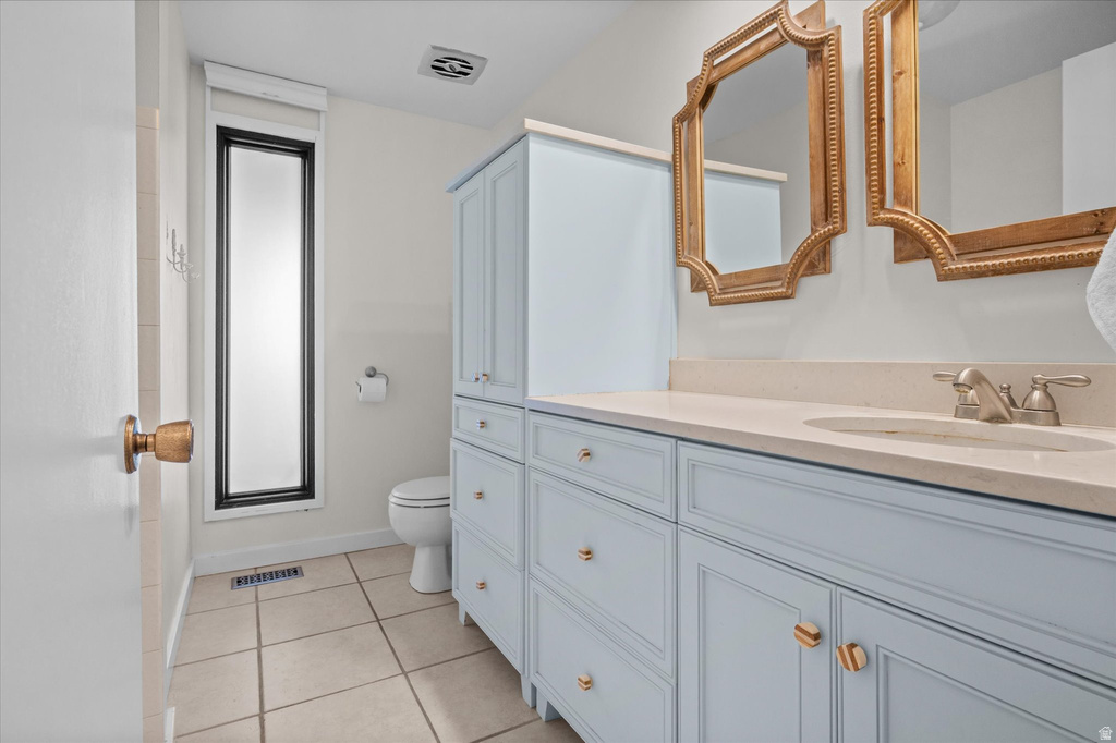 1593 E SECLUDED CIR Ogden, UT 84403