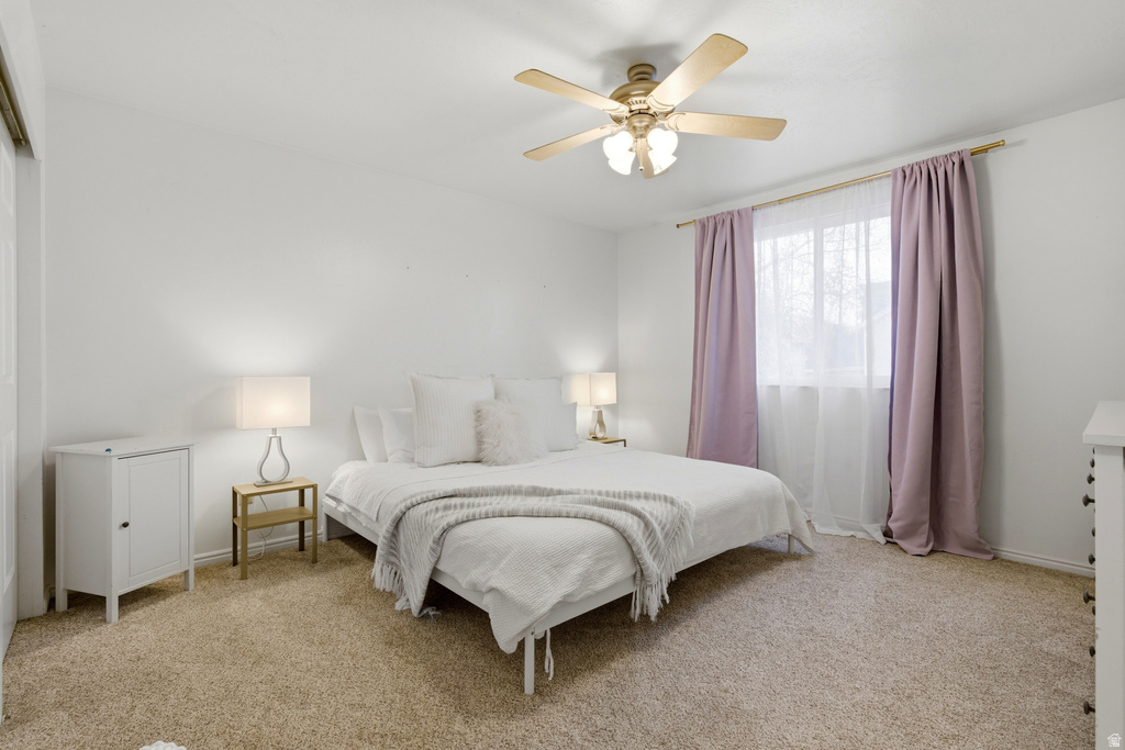 1206 E MOSS CIR Midvale, UT 84047