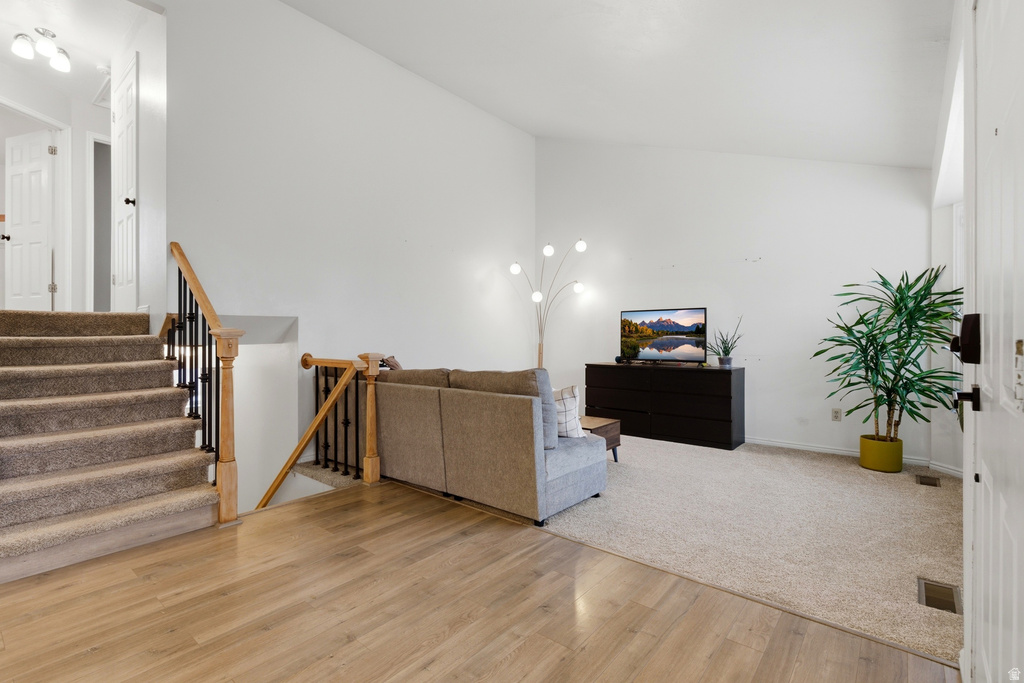 1206 E MOSS CIR Midvale, UT 84047