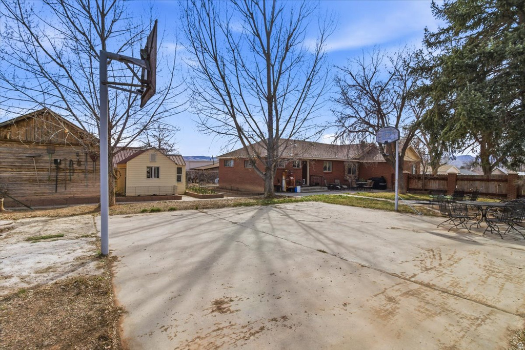 75 E 200 N Aurora, UT 84620