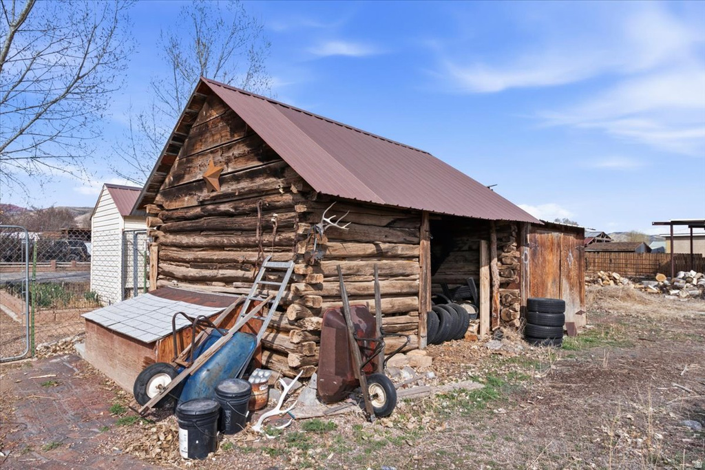 75 E 200 N Aurora, UT 84620