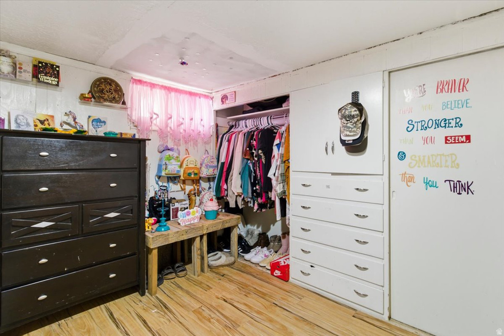 75 E 200 N Aurora, UT 84620