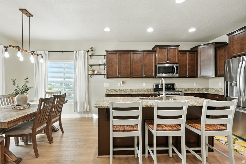 3203 S TYTUS LN Saratoga Springs, UT 84045