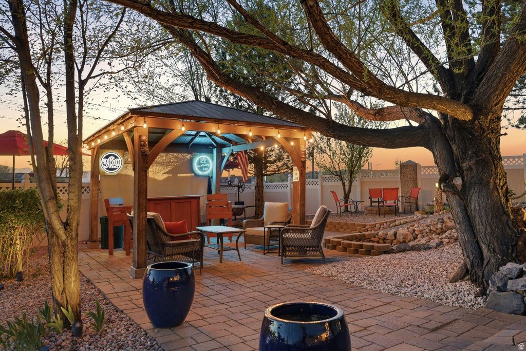 10218 S SANDY WILLOWS CV Sandy, UT 84070