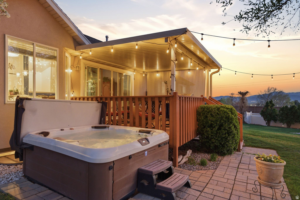 10218 S SANDY WILLOWS CV Sandy, UT 84070