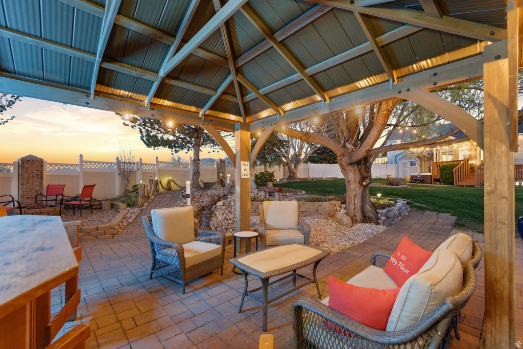 10218 S SANDY WILLOWS CV Sandy, UT 84070