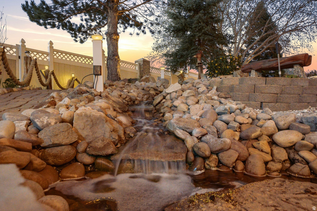 10218 S SANDY WILLOWS CV Sandy, UT 84070