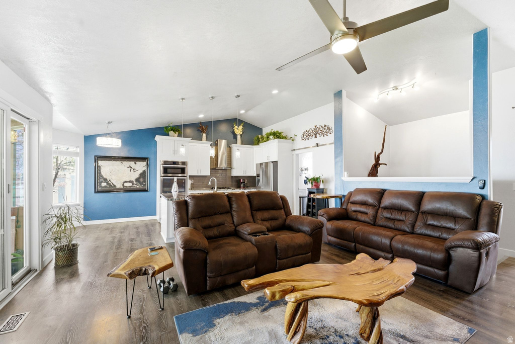 10218 S SANDY WILLOWS CV Sandy, UT 84070