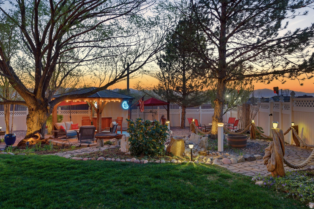 10218 S SANDY WILLOWS CV Sandy, UT 84070