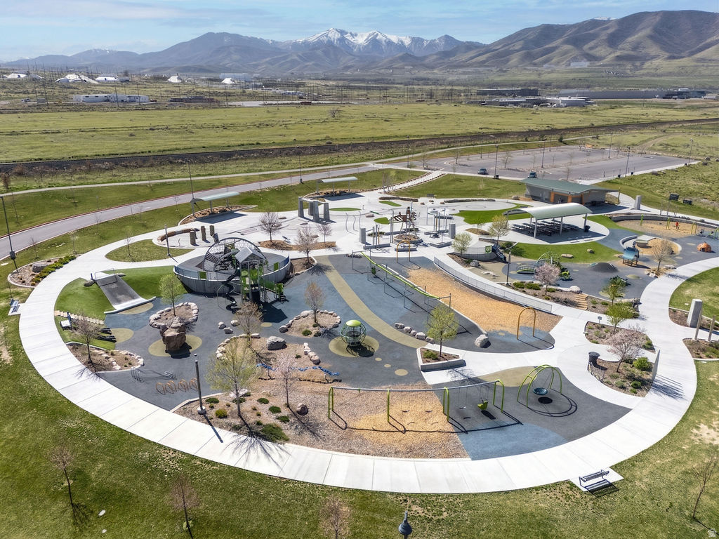 8191 W DANBURY DR Magna, UT 84044