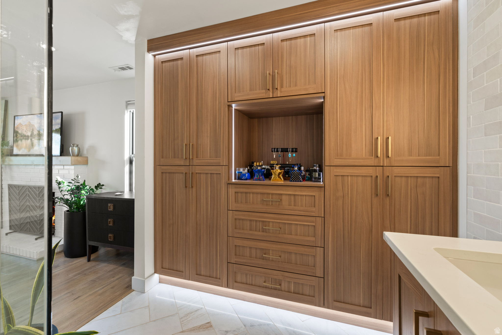 6044 S FONTAINE BLEU DR Salt Lake City, UT 84121