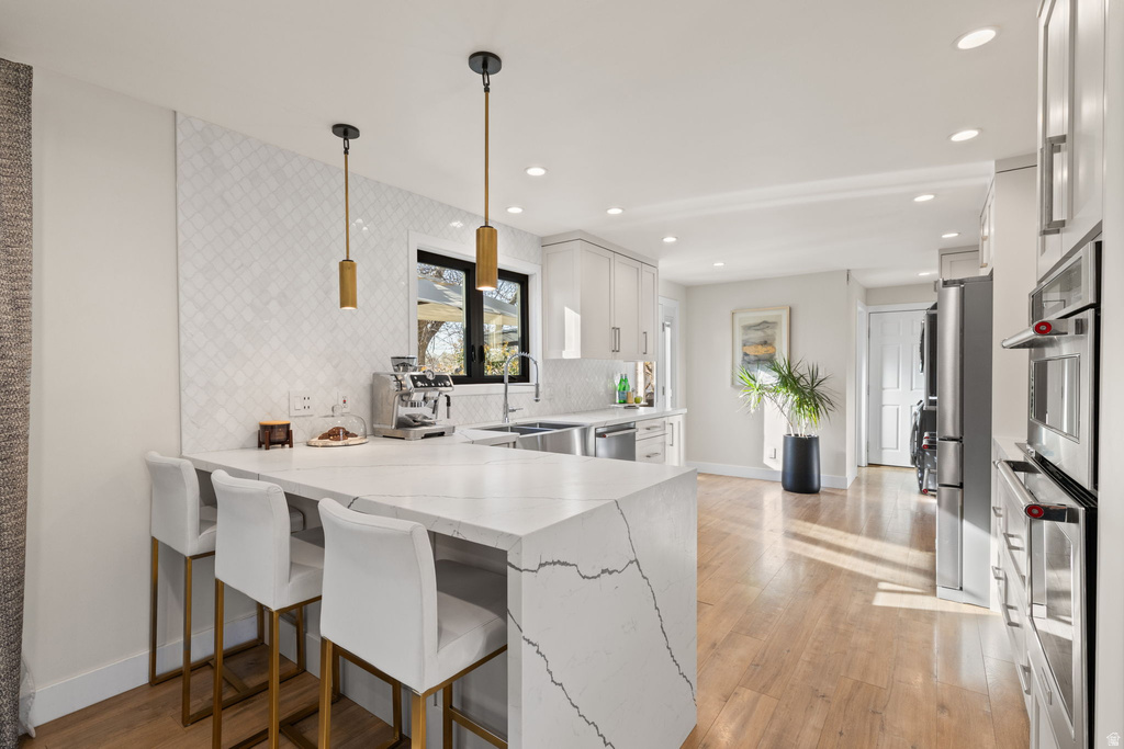 6044 S FONTAINE BLEU DR Salt Lake City, UT 84121