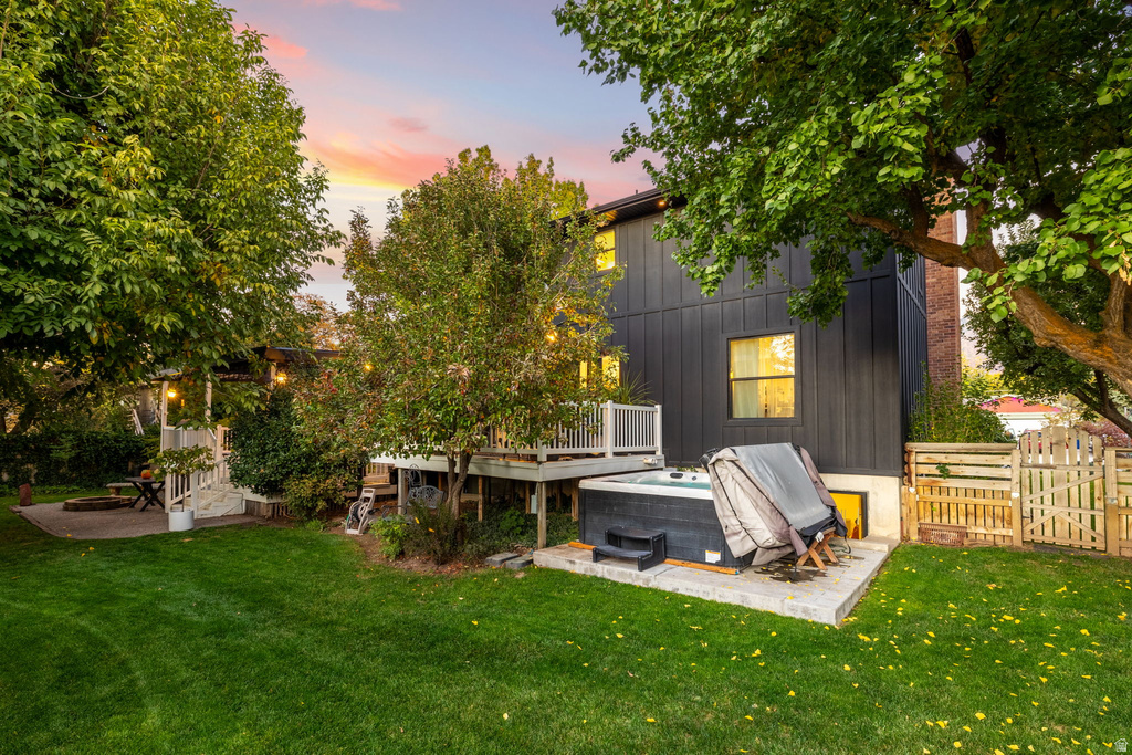 6044 S FONTAINE BLEU DR Salt Lake City, UT 84121