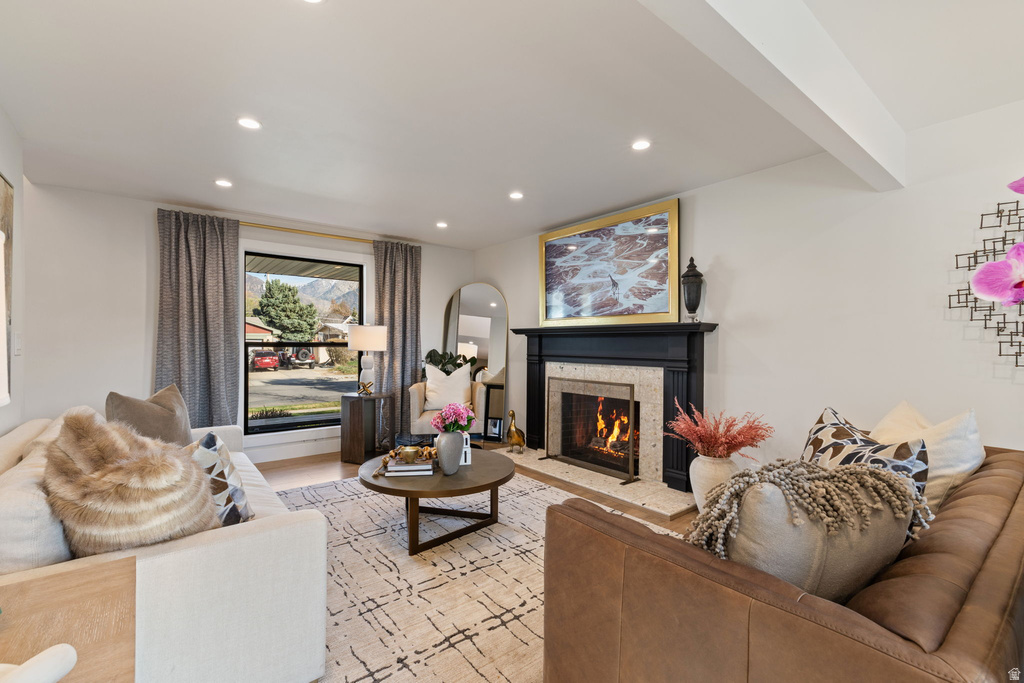 6044 S FONTAINE BLEU DR Salt Lake City, UT 84121