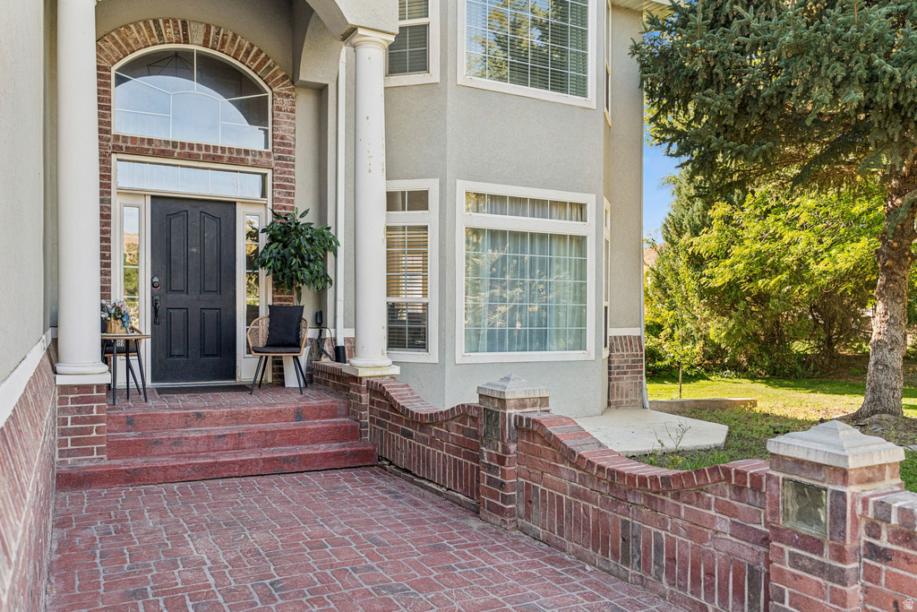 9839 N TIMP DR Eagle Mountain, UT 84005