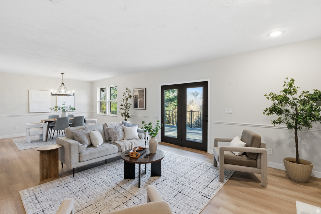 1242 E SNOWCREEK DR Layton, UT 84040