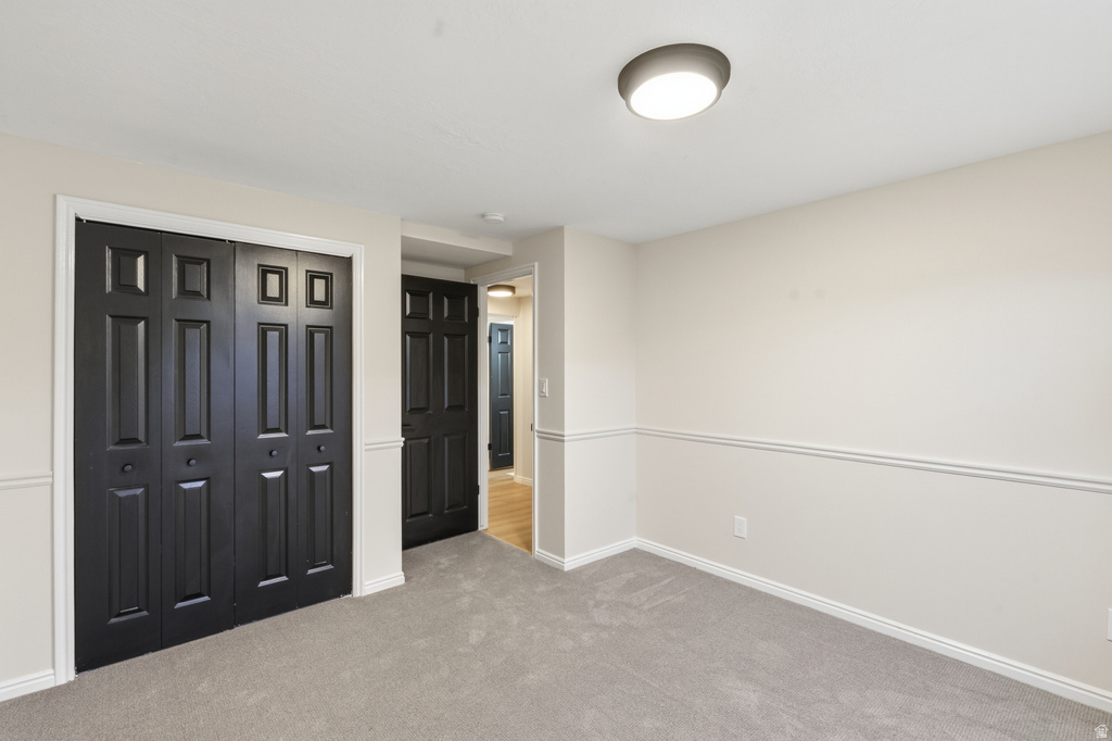 1242 E SNOWCREEK DR Layton, UT 84040