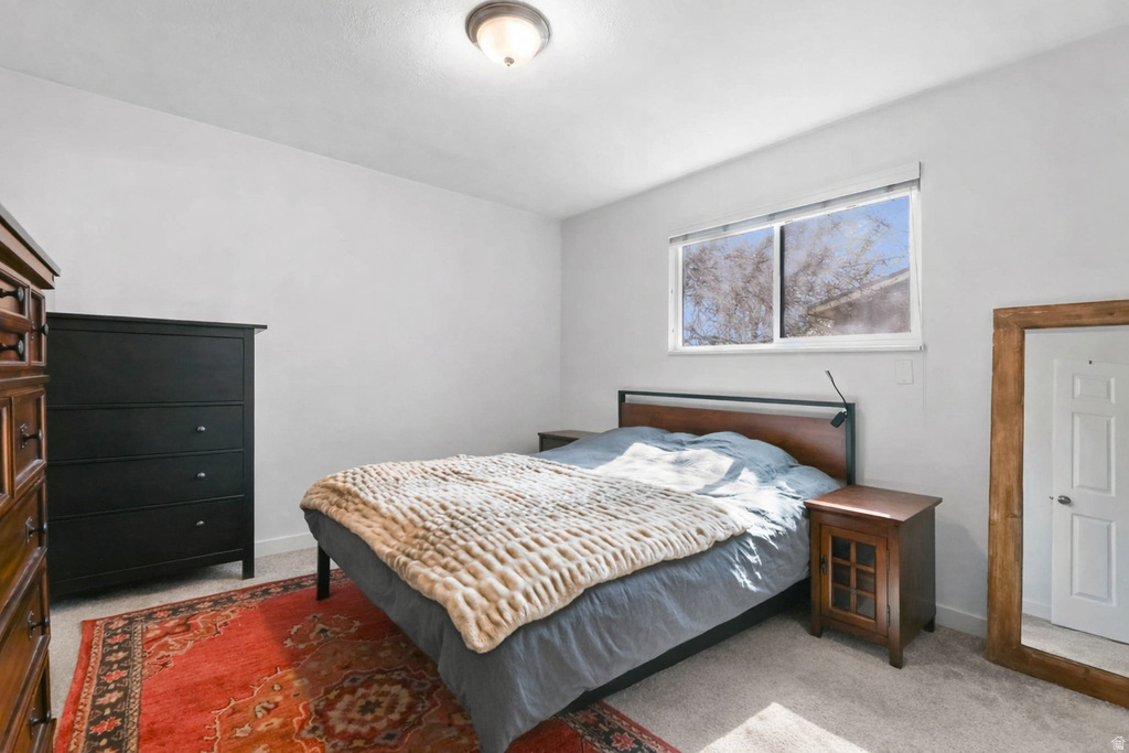 556 N NEW STAR DR Salt Lake City, UT 84116