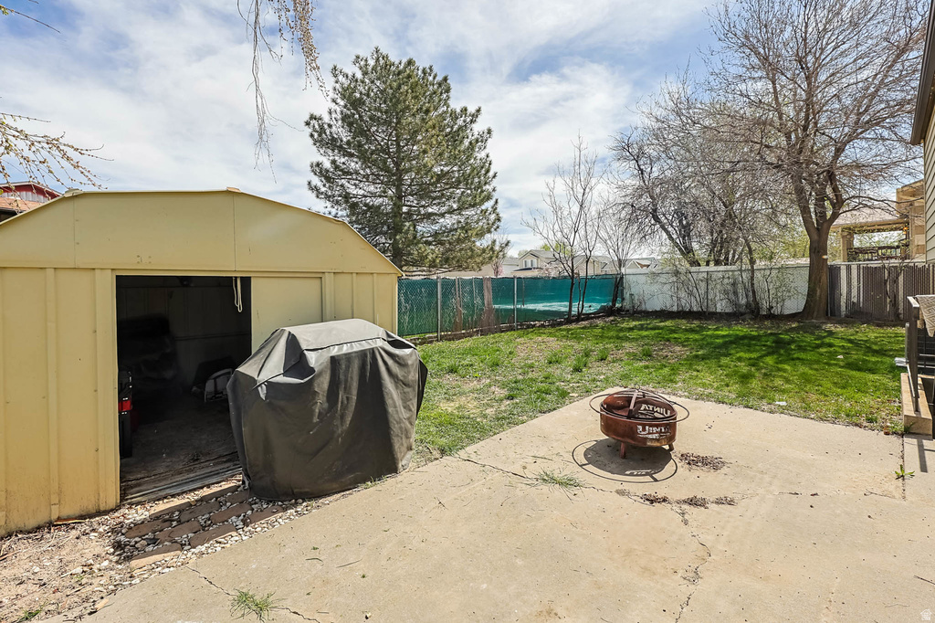 556 N NEW STAR DR Salt Lake City, UT 84116