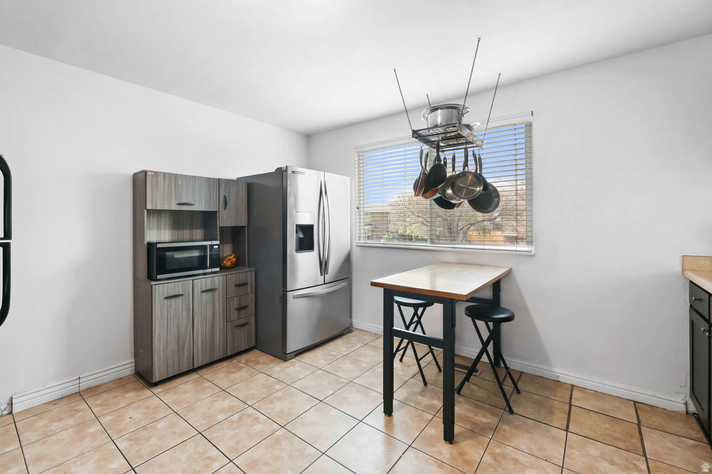 556 N NEW STAR DR Salt Lake City, UT 84116