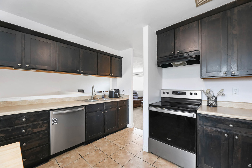 556 N NEW STAR DR Salt Lake City, UT 84116