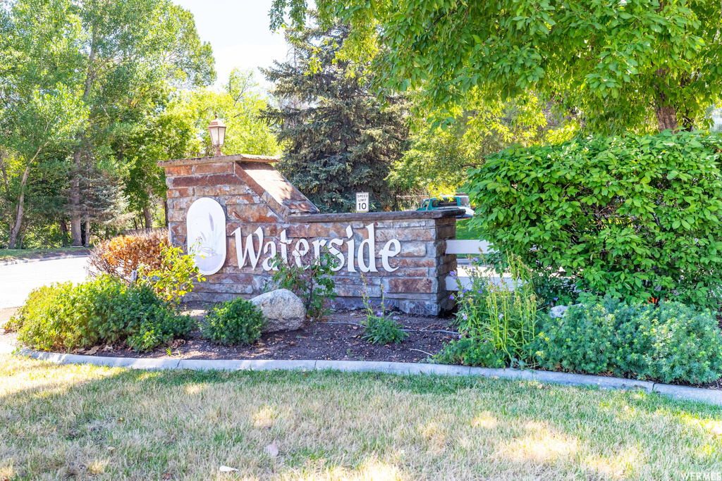 1199 E WATERSIDE CV #30 Cottonwood Heights, UT 84047