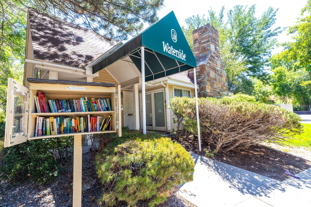 1199 E WATERSIDE CV #30 Cottonwood Heights, UT 84047