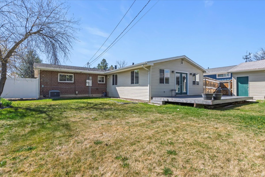 1541 E LONE PEAK DR Holladay, UT 84117