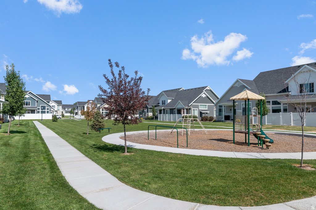 4501 S PARKBURY WAY Salt Lake City, UT 84129