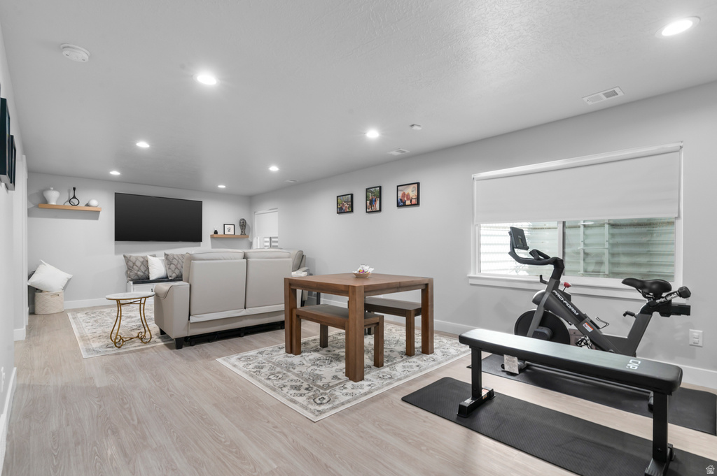 4501 S PARKBURY WAY Salt Lake City, UT 84129