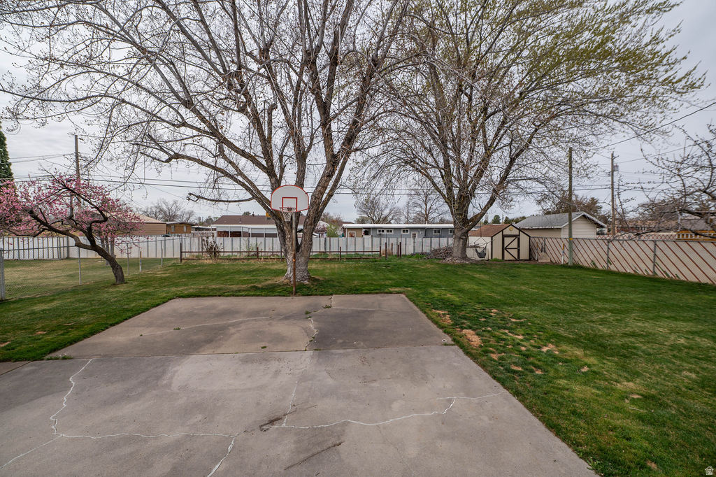4963 S 2275 W Roy, UT 84067