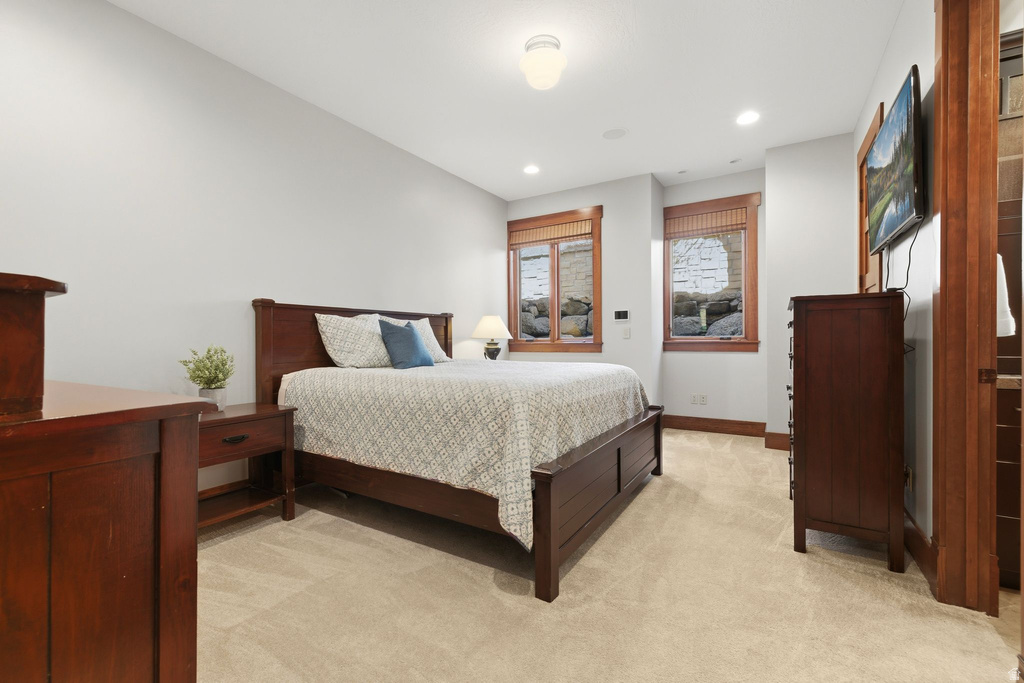 16 SNOW FOREST LN Sandy, UT 84092