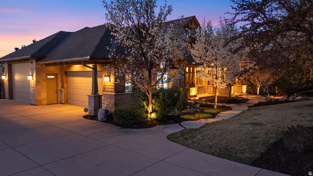 16 SNOW FOREST LN Sandy, UT 84092