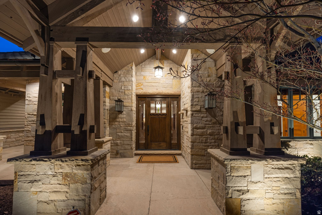 16 SNOW FOREST LN Sandy, UT 84092